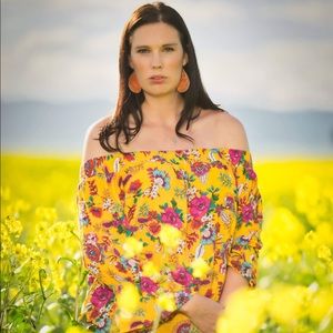 Meet your Posher, Julia